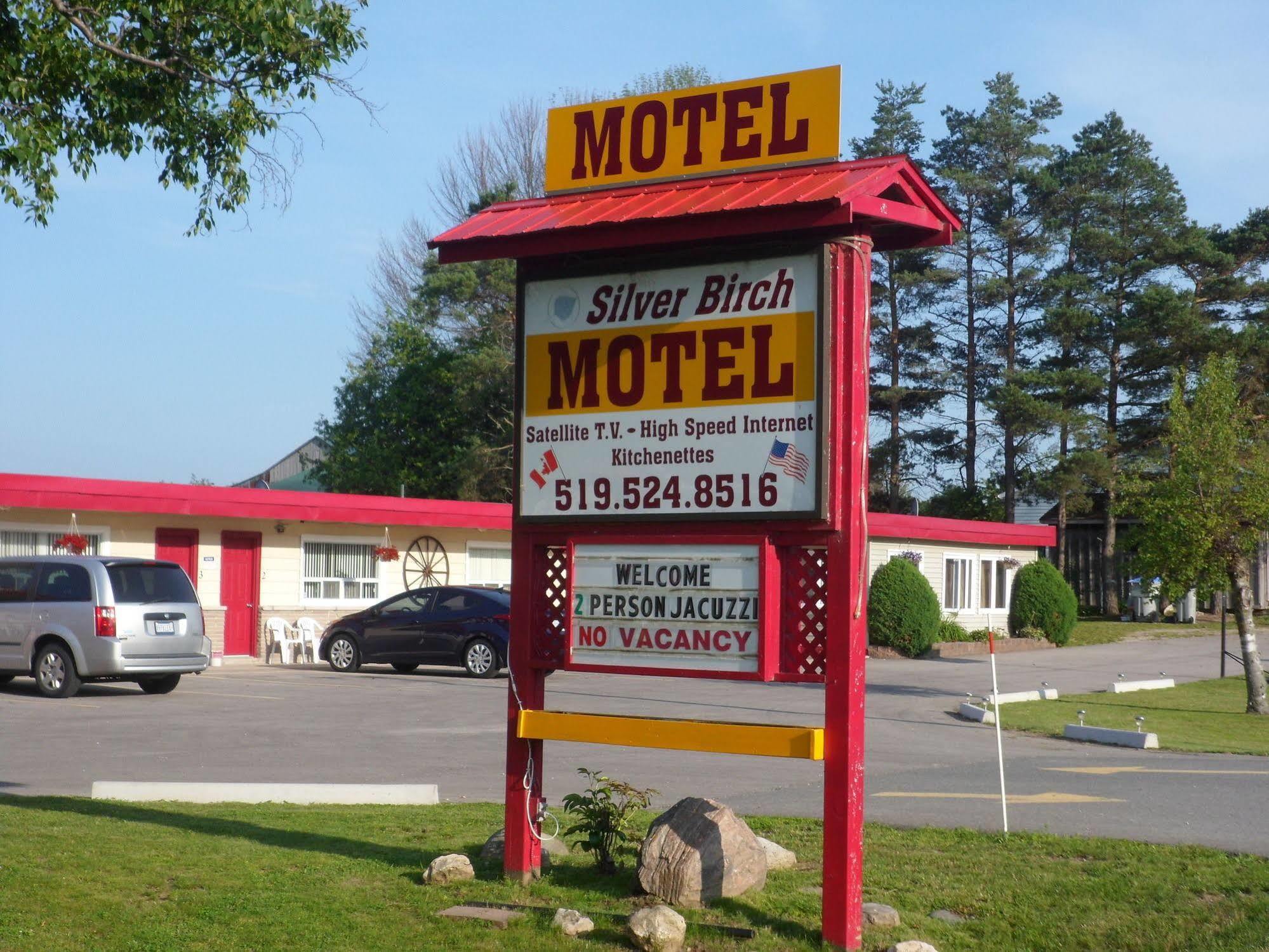 The Silver Birch Motel Ґодріч Екстер'єр фото
